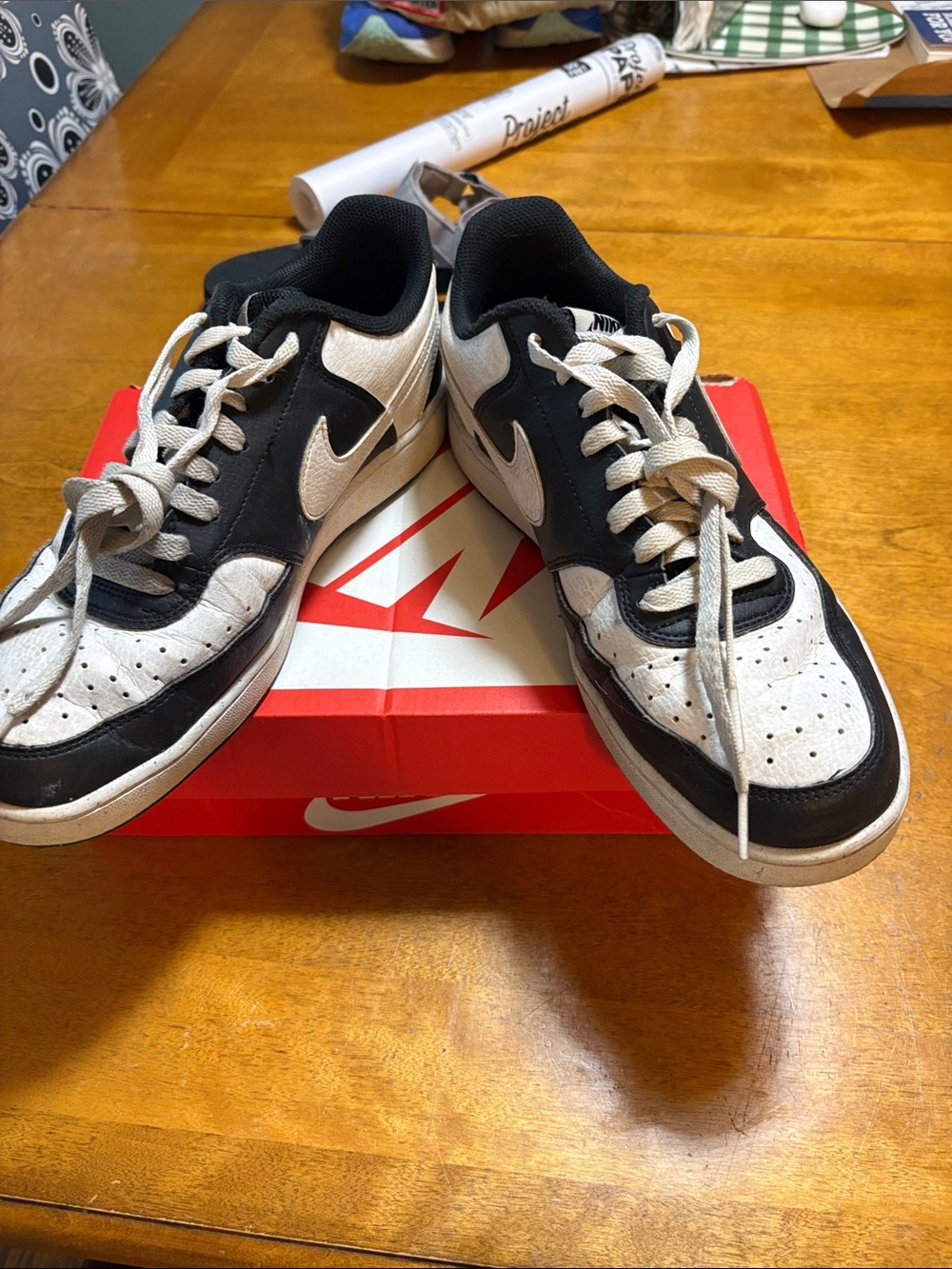 Nike Men’s Low-Top Sneakers “Court Vision”in Black and White